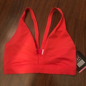 NWT Victoria’s Secret sports bra